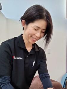 高橋協子　月16時〜木金15時〜20時　(国家資格：鍼灸師)　