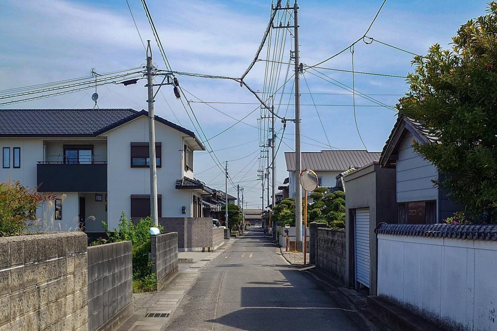 観音寺市豊浜町和田の売土地 前面道路の通行状況と周辺住宅街の様子 Land view物件情報掲載用写真
