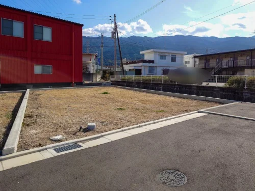 四国中央市上柏町に位置する土地約54.59坪の売土地 現況写真