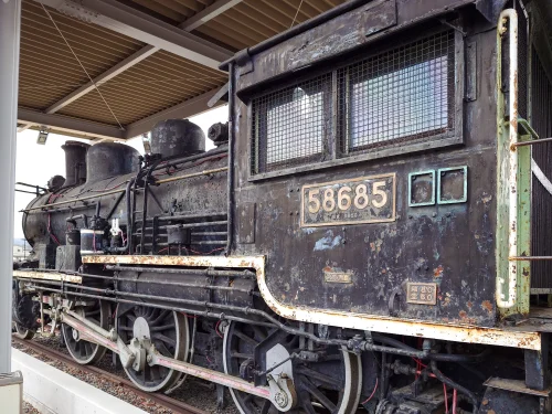 JR多度津駅前展示 蒸気機関車側面と車両番号表示