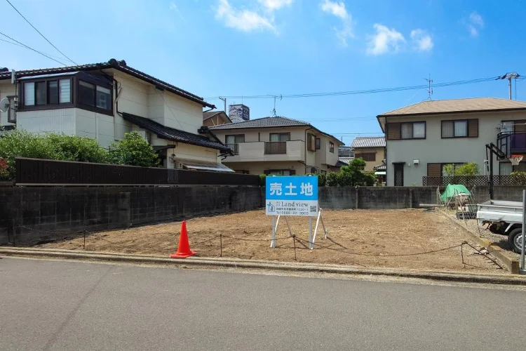 宇多津町平山の売土地480万円｜約48坪の整形・平坦地を前面道路側から撮影した現地写真｜株式会社Land view（ランドビュー）